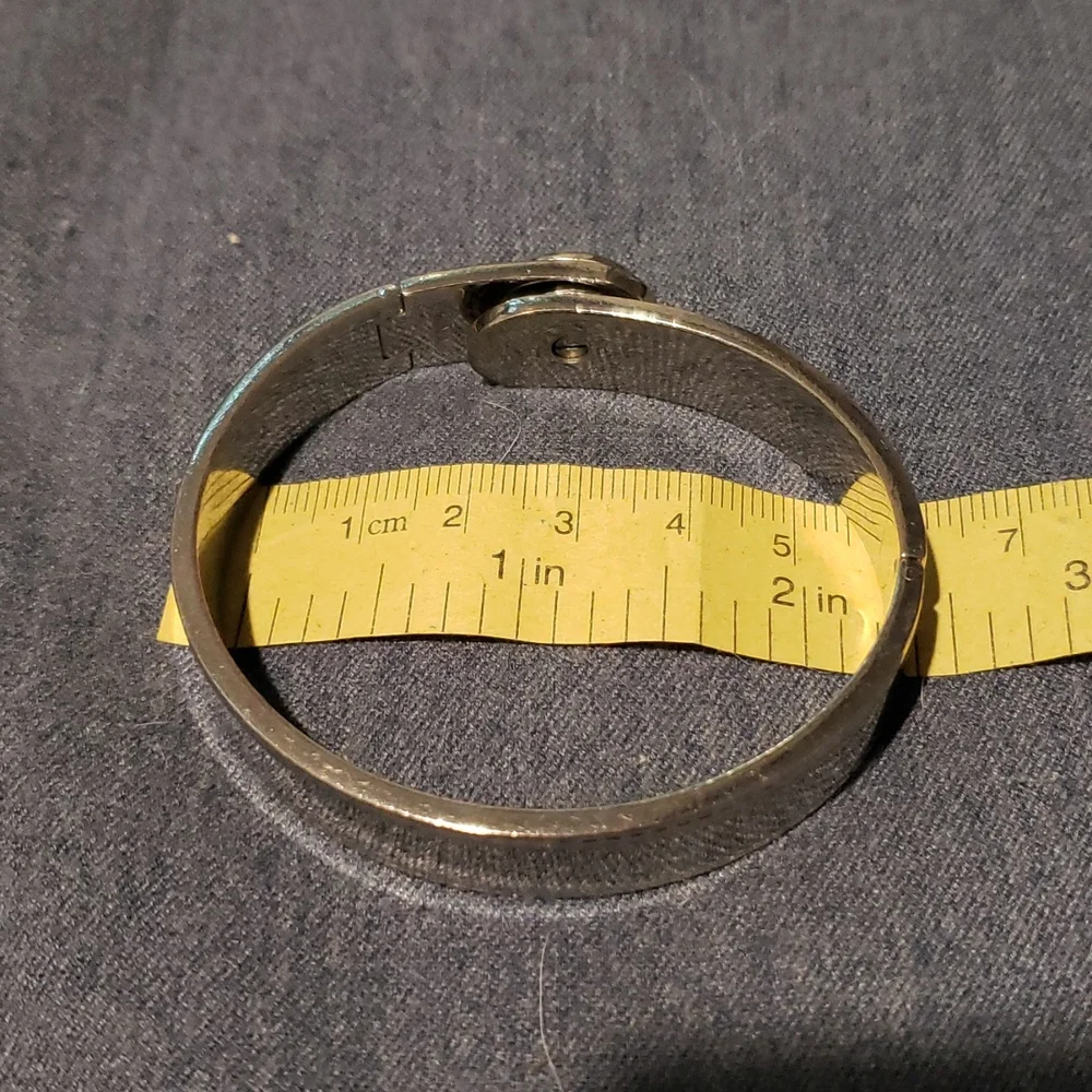 Coach Bangle That Opens - Picture 6 of 9